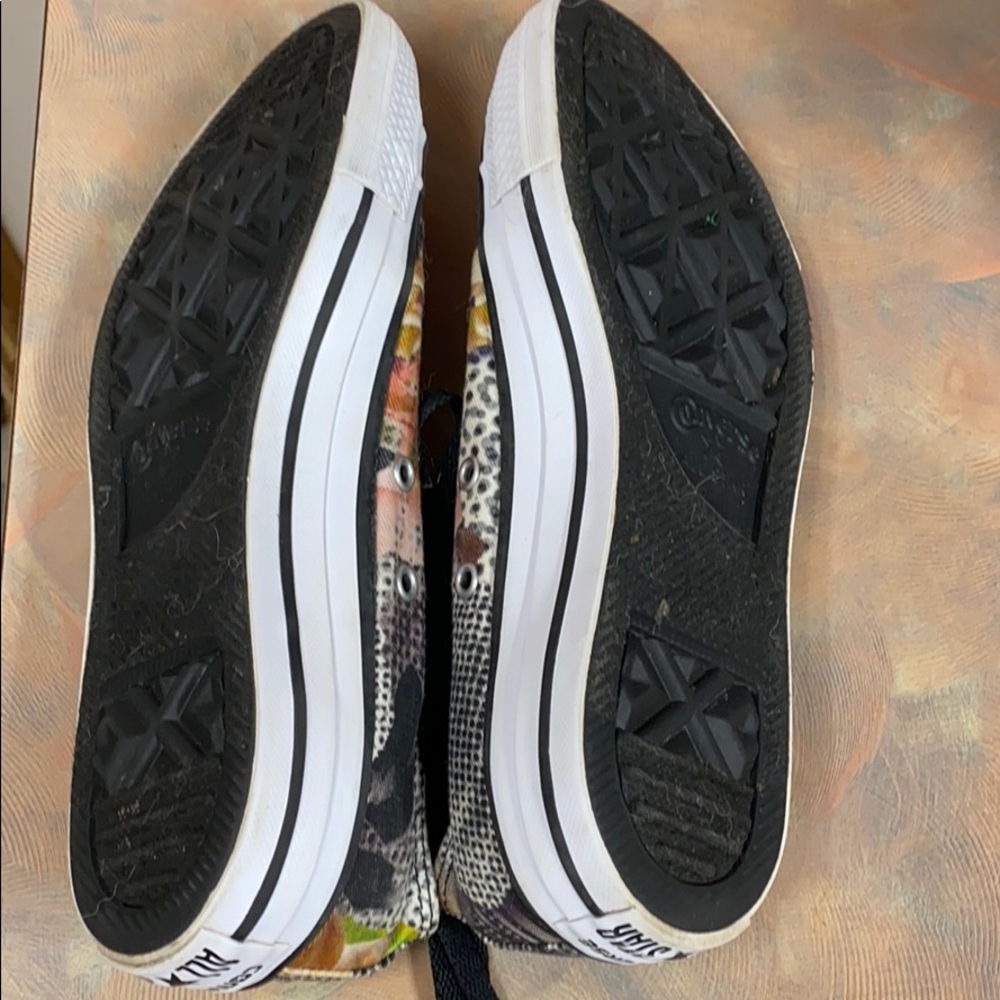Shoes - Picture 2 of 2